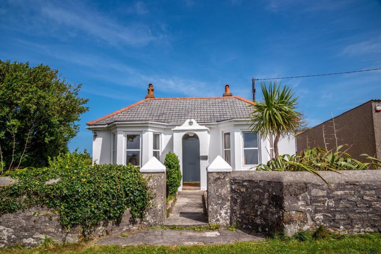 Finest Retreats - Western Watch - Sea Views, Pets Accepted, Sleeps 6 Lower Boscaswell Экстерьер фото