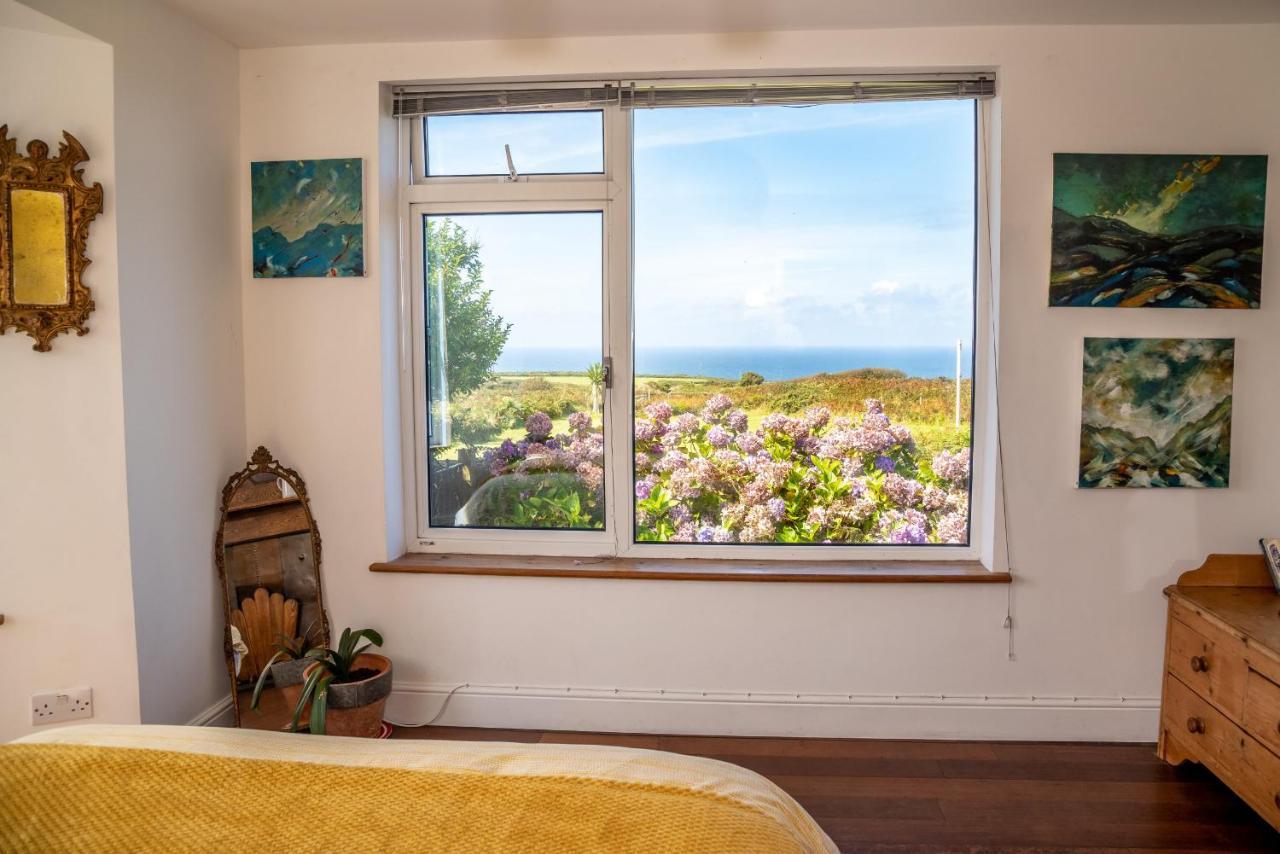 Finest Retreats - Western Watch - Sea Views, Pets Accepted, Sleeps 6 Lower Boscaswell Экстерьер фото