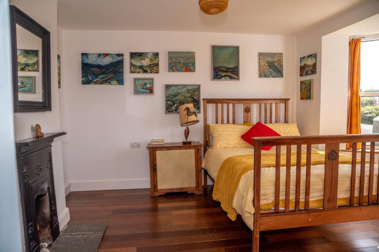 Finest Retreats - Western Watch - Sea Views, Pets Accepted, Sleeps 6 Lower Boscaswell Экстерьер фото